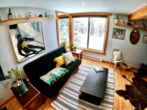 Ski Bunny Studio Walkable to Ski Lifts